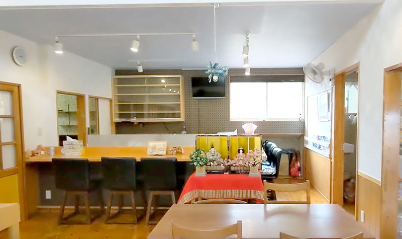 2の部屋 カウンター